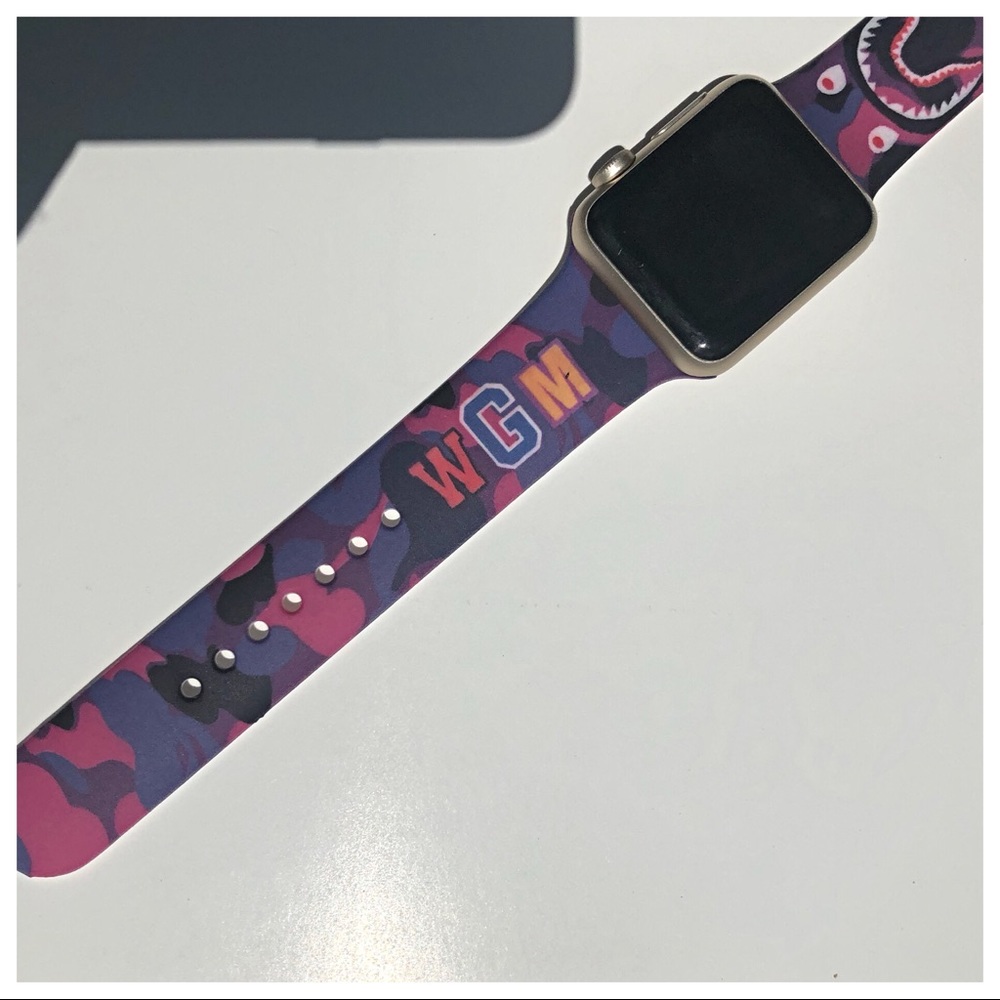 Apple Watch Band (42mm/44mm) - Picture 3 of 3